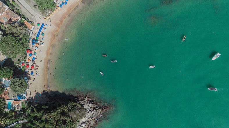 Casa Confortável a Passos da Praia de João Fernandes!