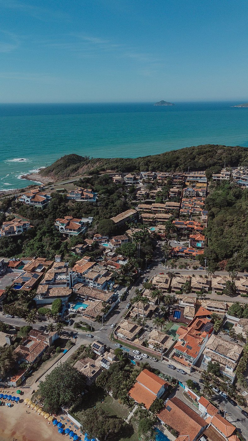 Casa Confortável a Passos da Praia de João Fernandes!